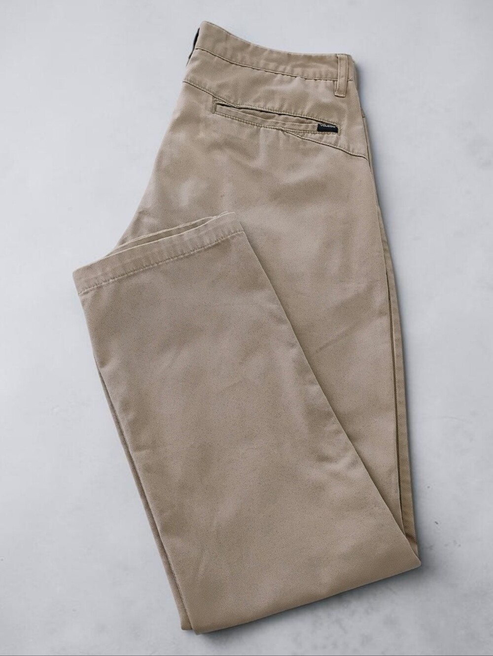 Volcom Corpo Class Men's Chino Pants Khaki Beige Flat Front Skateboard - 32 x 31